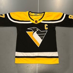 NWOT Pittsburg Penguins Sidney Crosby Jersey